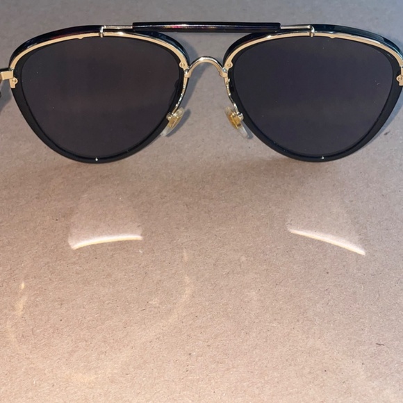 GUCCI Black Gold Frame Aviator Sunglasses Unisex GG0672S-001 58-19-145 - Picture 3 of 11